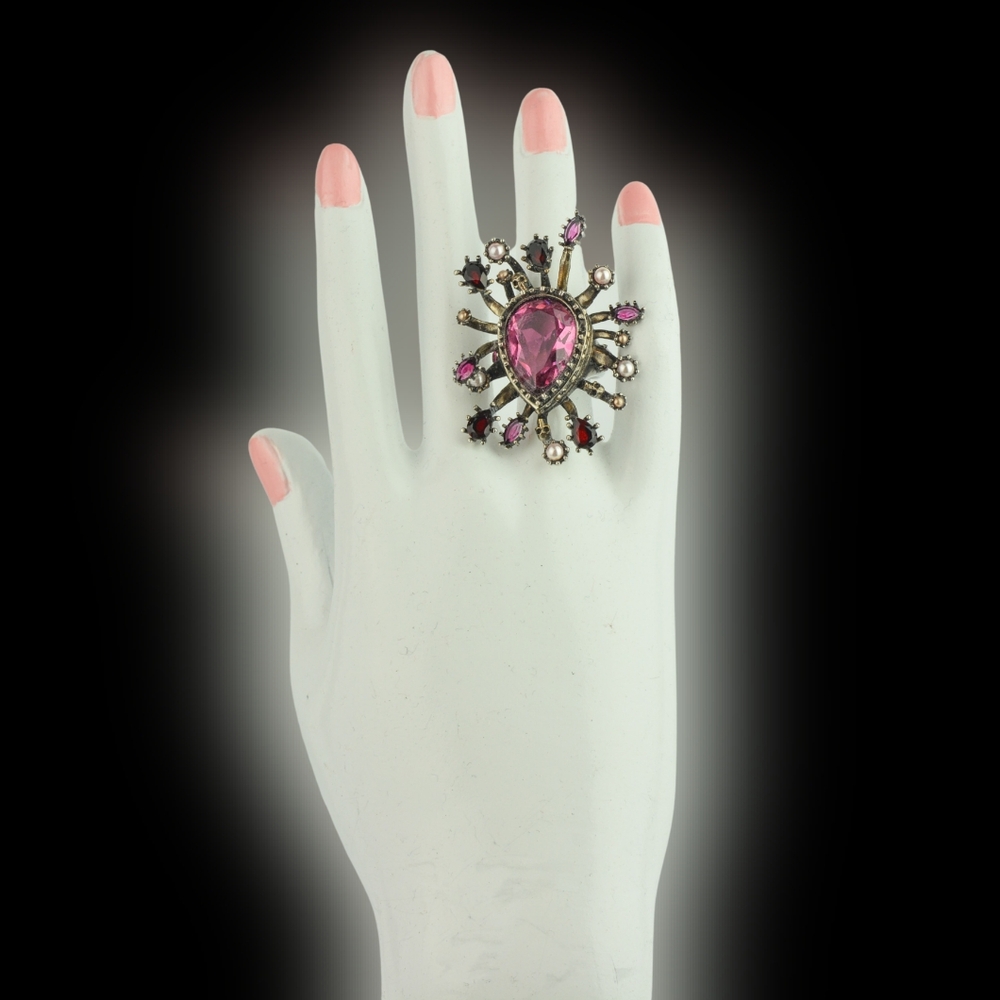 RARE NIB Authentic Alexander McQueen cocktail ring in Alexander McQueen box